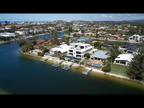 For Lease – Villa 1 & 2/34 Sundowner Court, Mermaid Waters