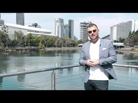 Broadbeach Waters Snapshot