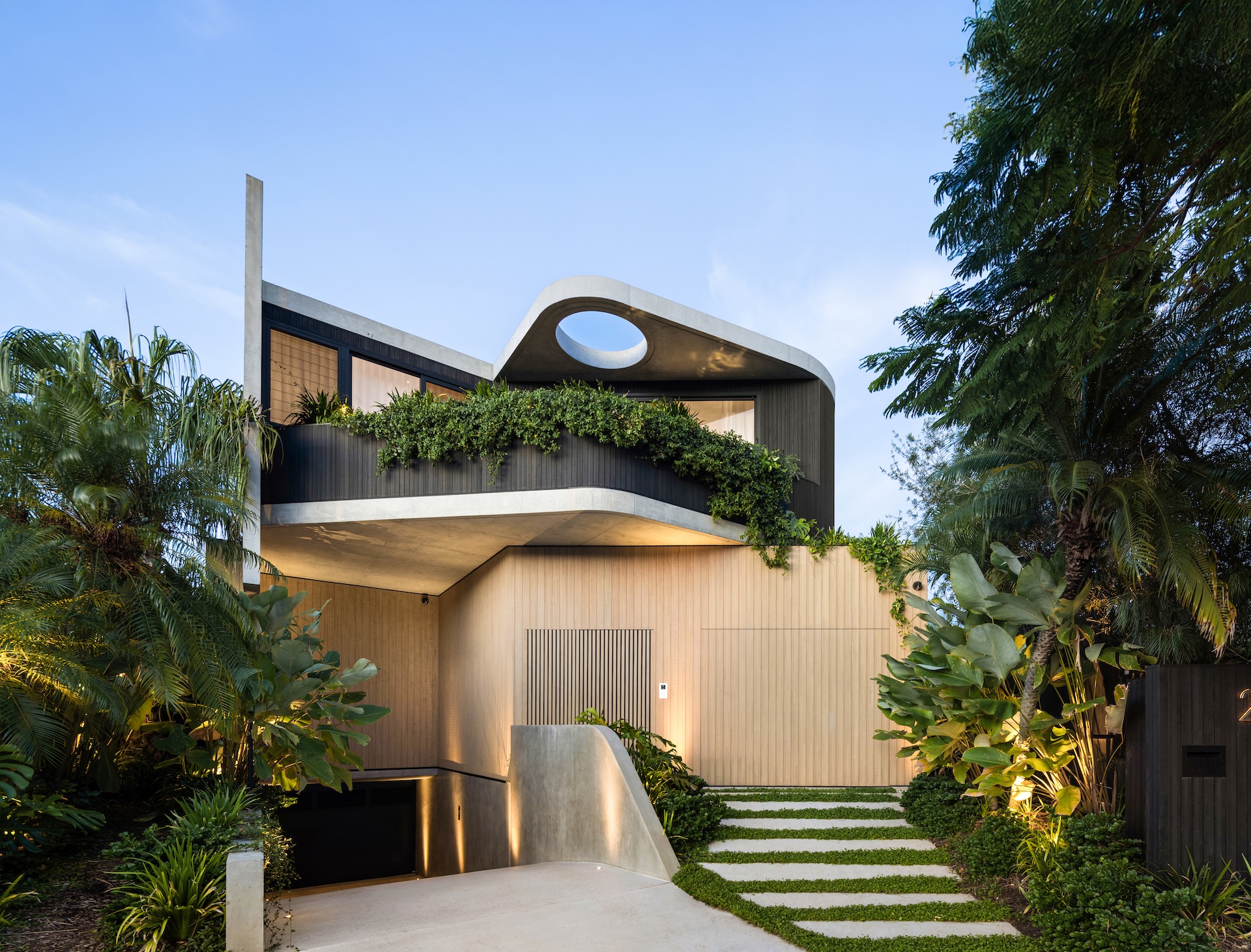 Kollosche Celebrates Wins at the REIQ Awards