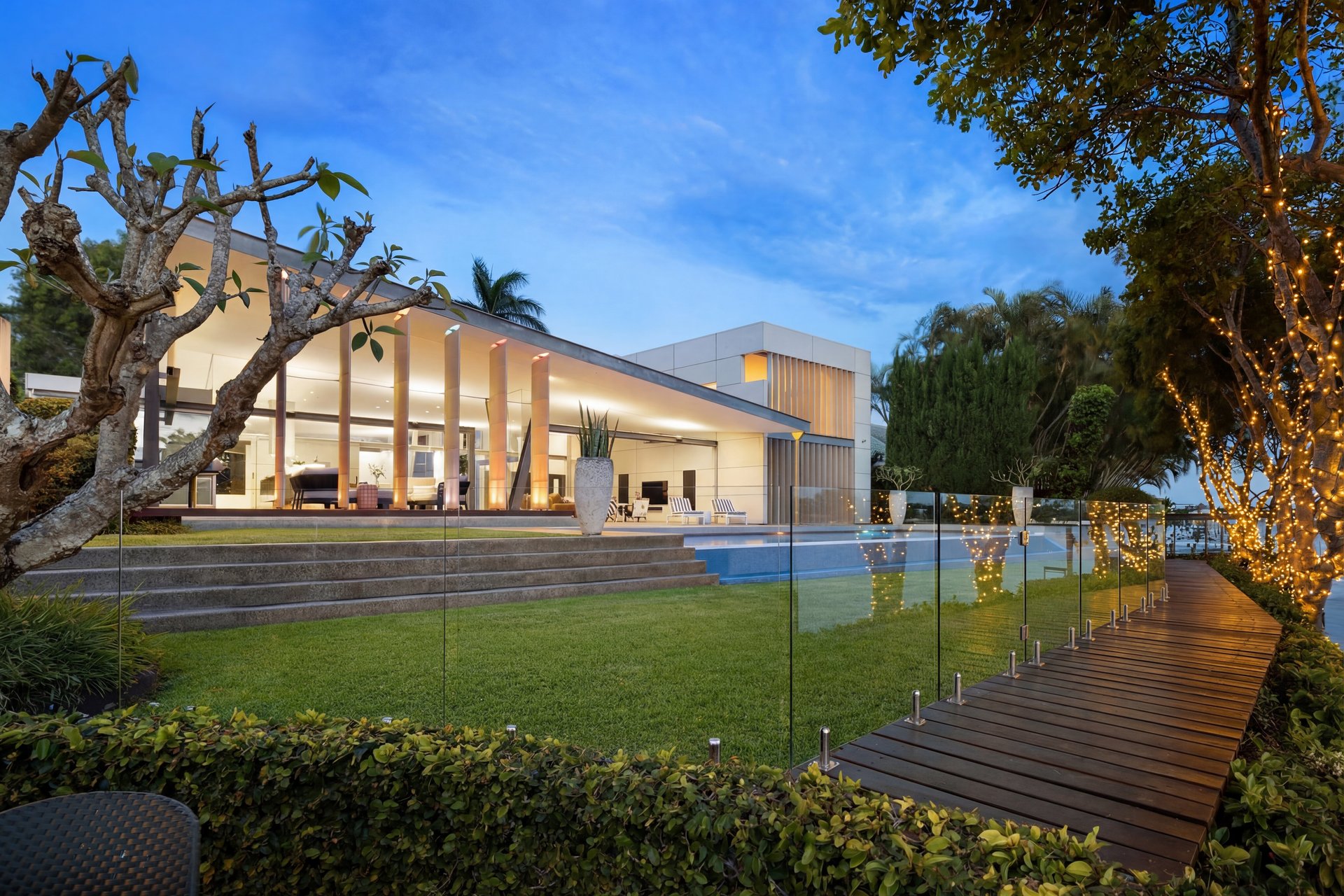 Gold Coast Luxury Market Defies Negative Predictions