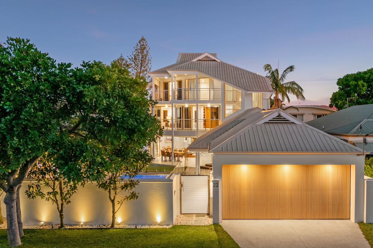 Beachside Bargains Prove Elusive for Buyers