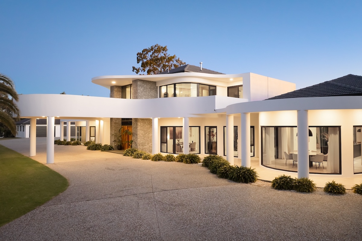 Collaboration Carves Out Sales Success
